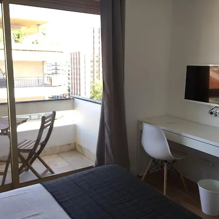 Republica 83 - Campo Pequeno Guest house Lisbon