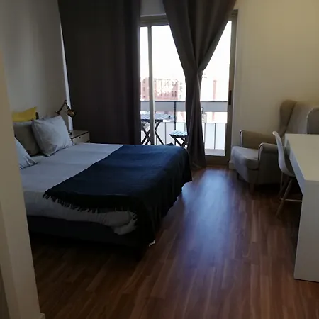 Guest house Republica 83 - Campo Pequeno Lisbon