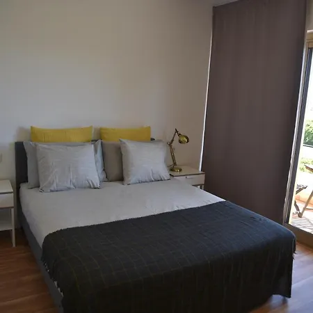 Guest house Republica 83 - Campo Pequeno 3*