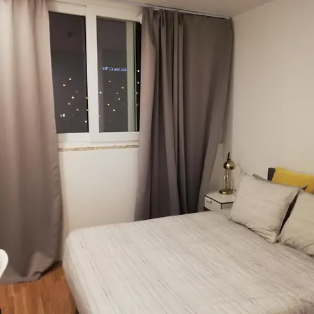 Republica 83 - Campo Pequeno Vendégház Lisboa