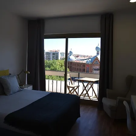 Republica 83 - Campo Pequeno Лиссабон