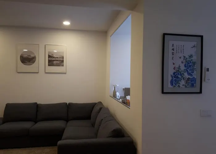 Guest house Republica 83 - Campo Pequeno