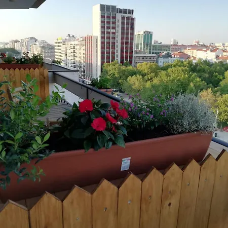 Republica 83 - Campo Pequeno 3*