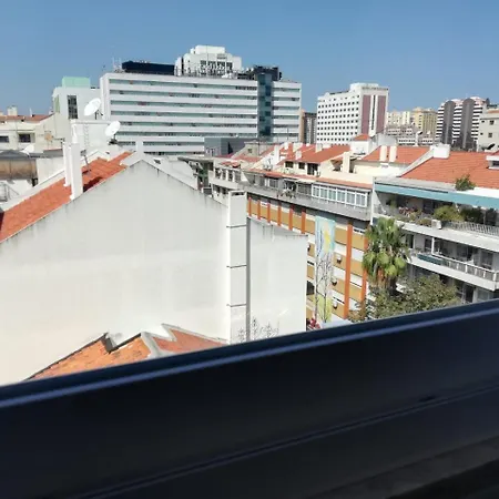 Republica83-campo Pequeno 3* Lisboa